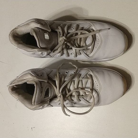 Jordan Shoes - Picture 1 of 6